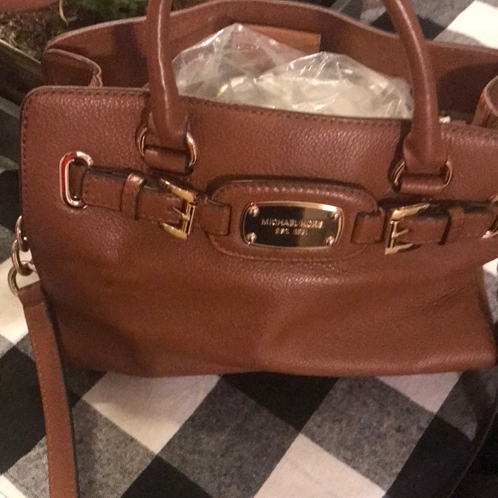 Michael kors camel bag